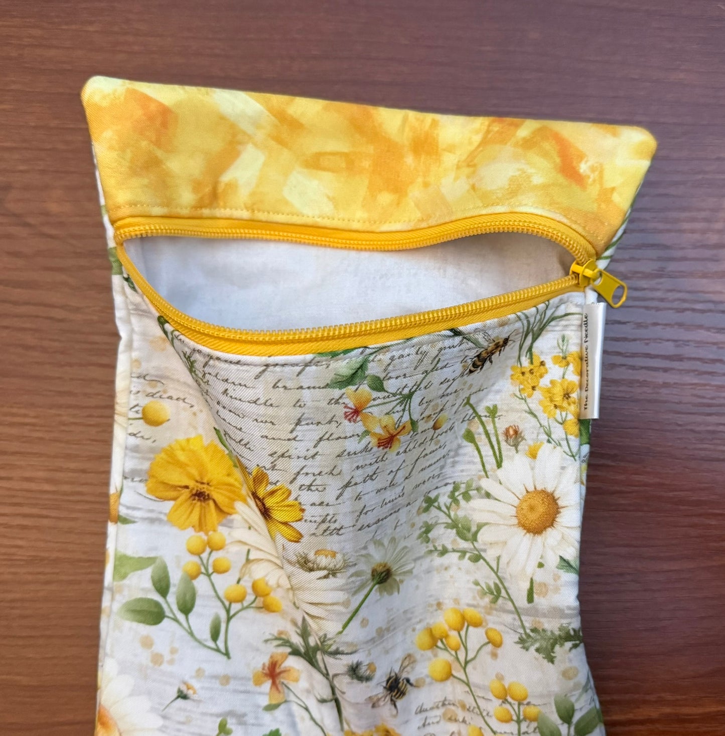 Skinny project bag - Daisy Floral Collage
