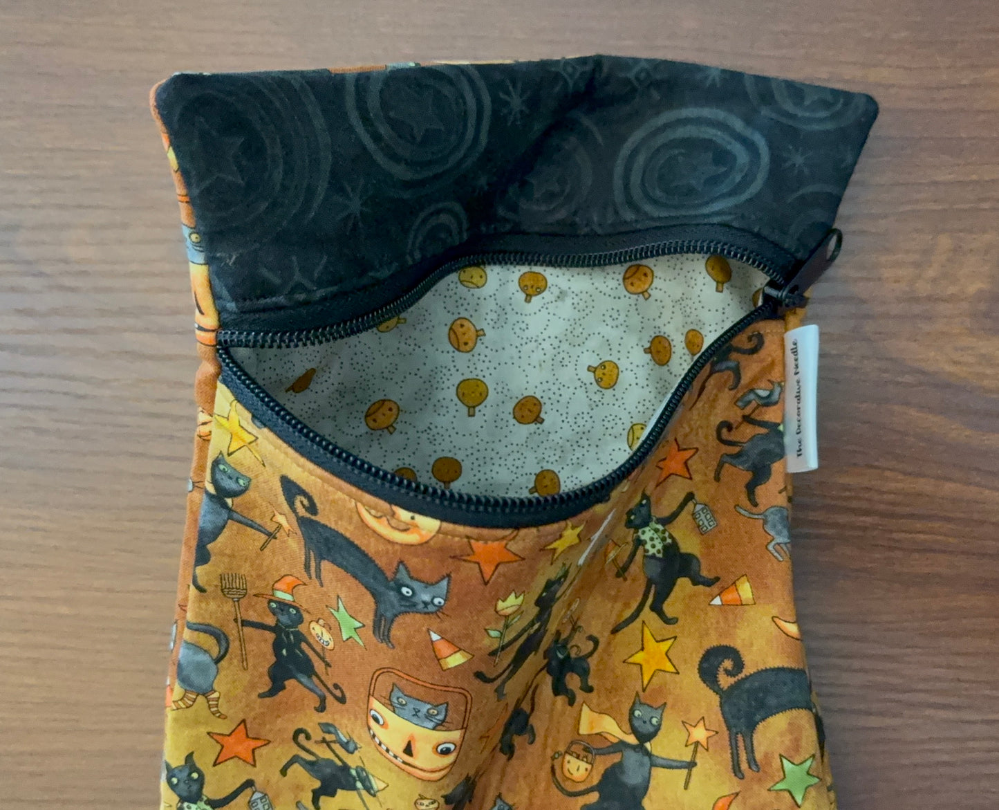 Skinny project bag - Spooky Cats by Teresa Kogut