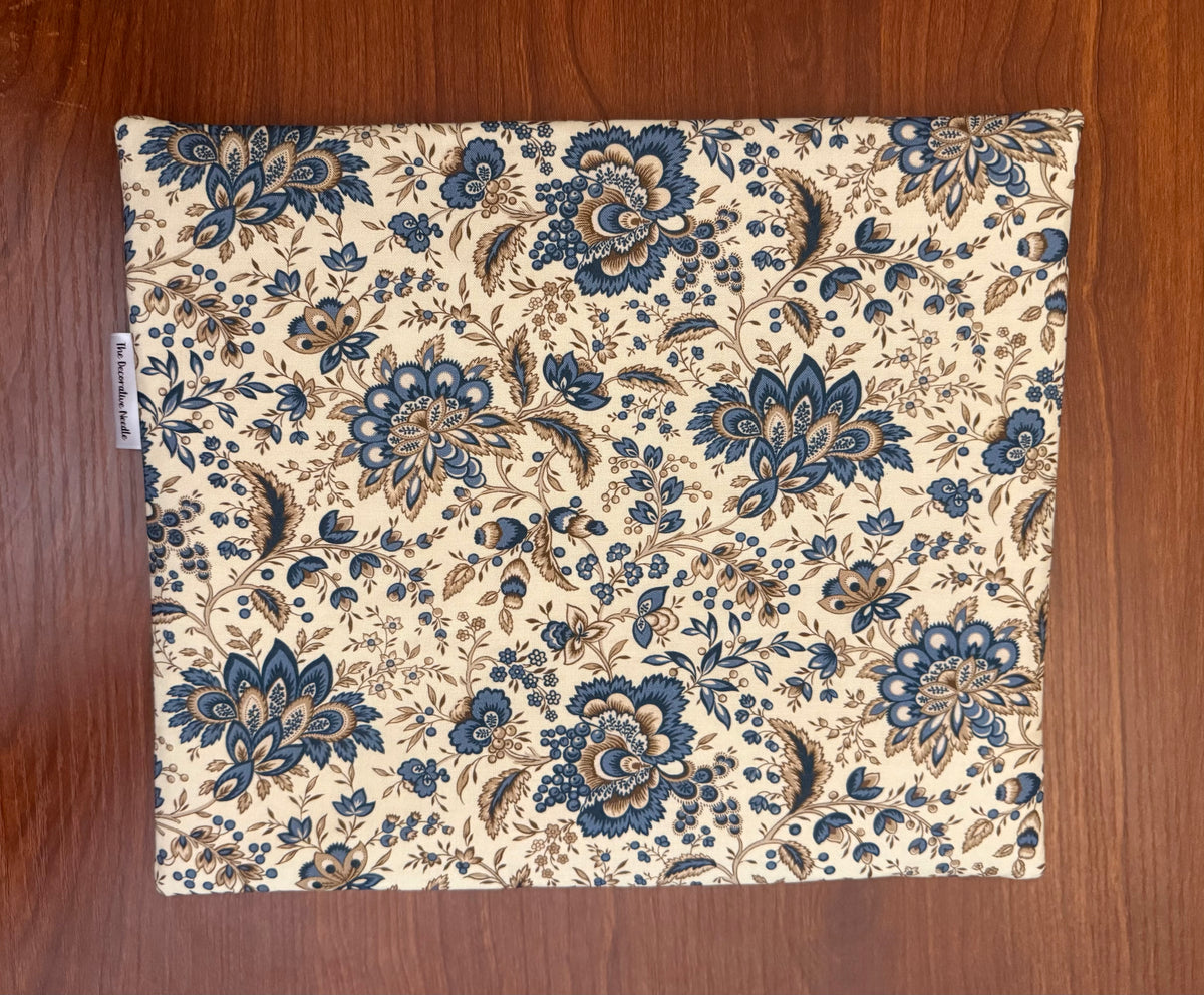 American Icons Blue & Beige Regular project bag for cross stitch & embroidery