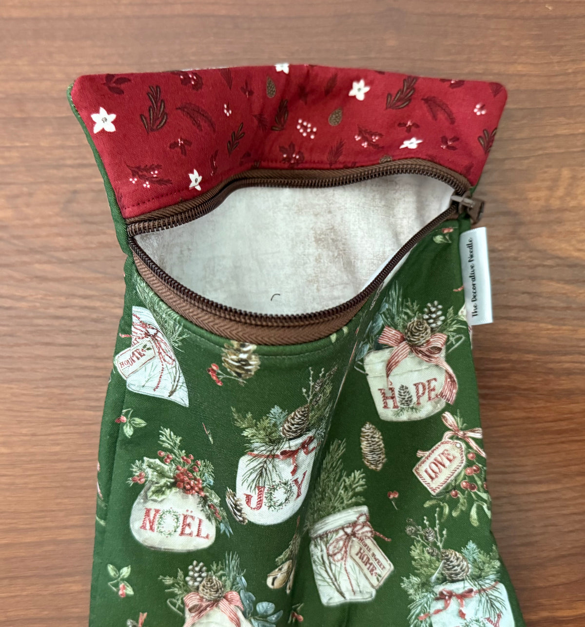 Holiday Spirit Greenery Skinny project bag for cross stitch & embroidery