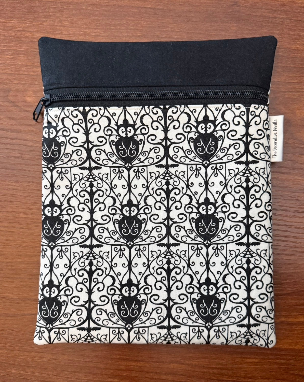 Spider Gate Skinny project bag for cross stitch & embroidery
