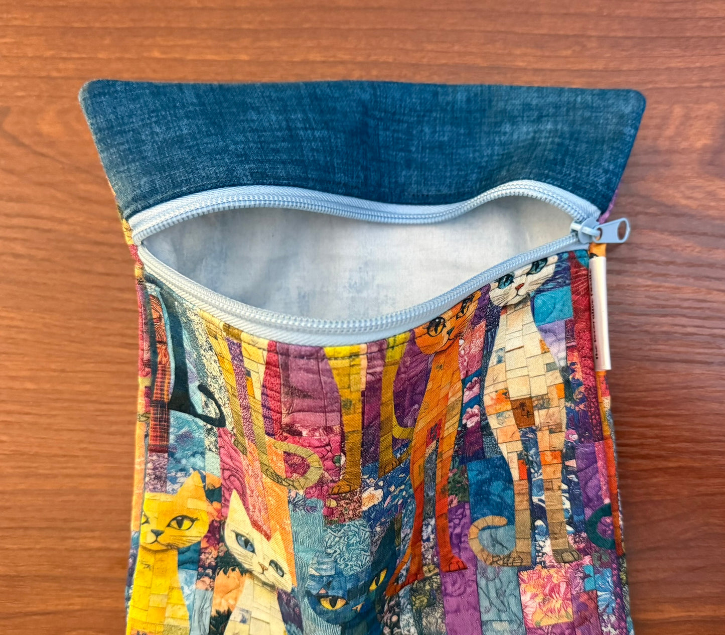 Skinny project bag - Mosaic cats with blue